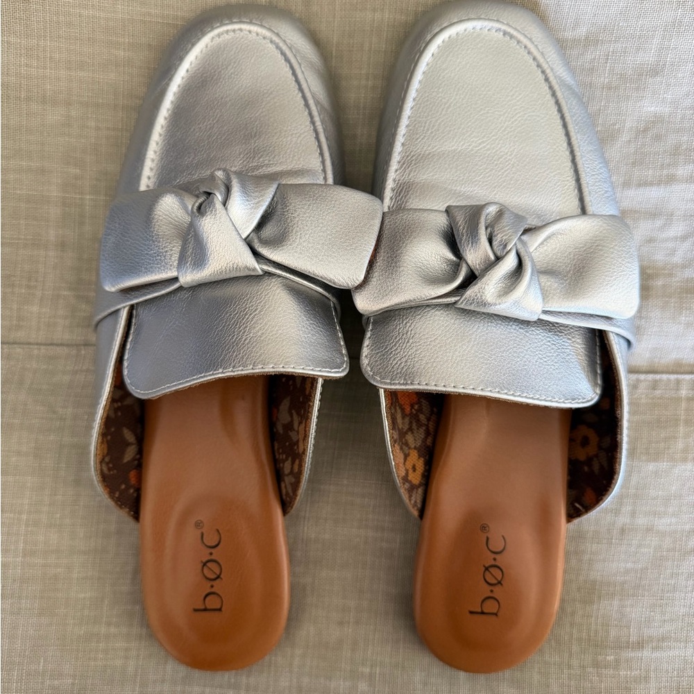 b.o.c Silver Patti Bow Mule